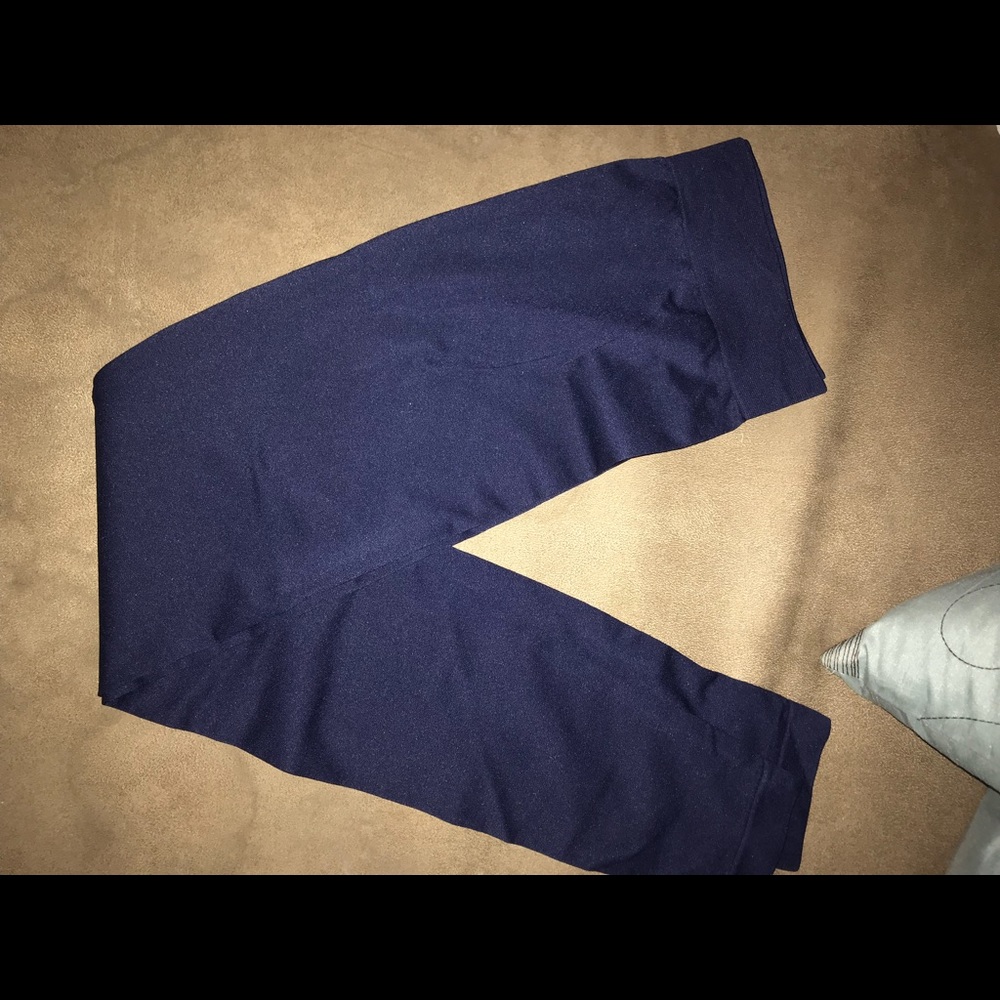 Navy leggings